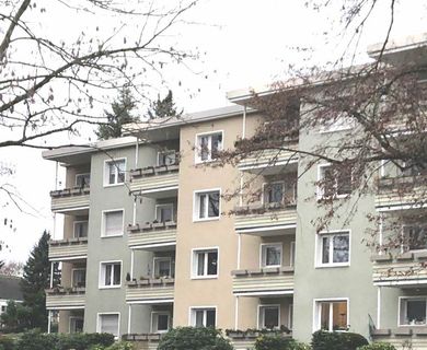 Vermietete helle DG-3 Raum Wohnung Innenstadtlage-Eicken